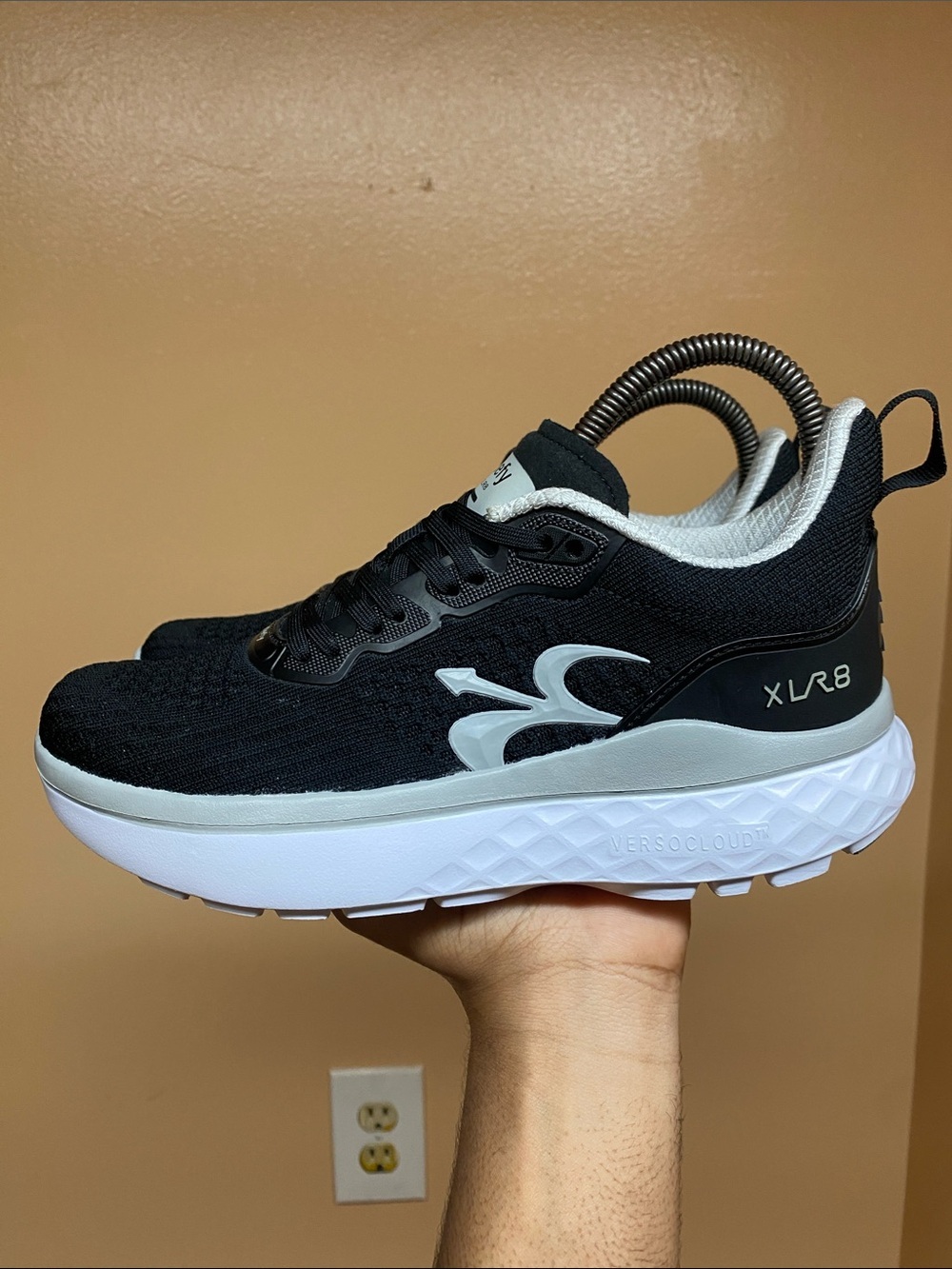 Gravity Defyer G-Defy XLR8 Women’s Running Sneakers “Black White Silver” Size 7 - Picture 3 of 17
